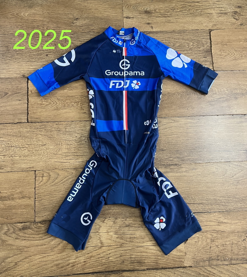 Combinaison découpée au LASER  - Cycling Gear Logo avis et prix